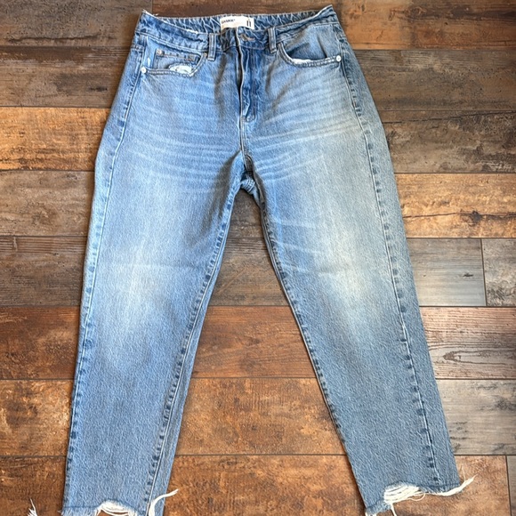 Size 11 Mom jeans - Picture 6 of 6